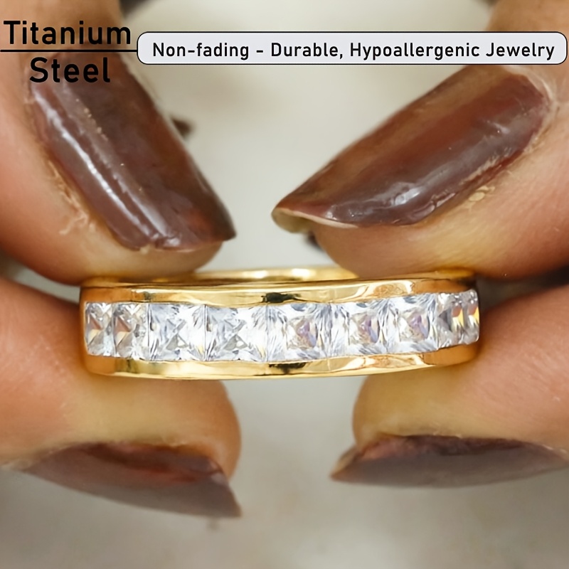 Women's Elegant Titanium Steel Ring with Blue Synthetic Cubic Zirconia